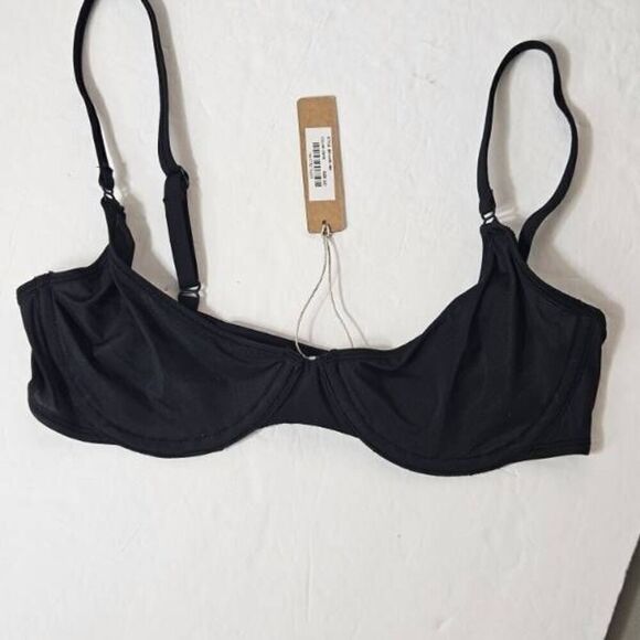 SKIMS UNDERWIRE BRA NWT - Picture 1 of 9